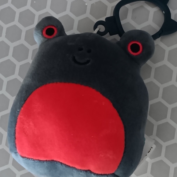 Squishmallows Jameel The Frog Clip On Keychain - Picture 2 of 4